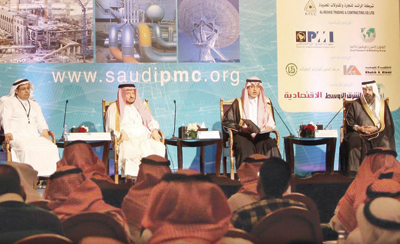 اتهام نظام الخدمة المدنية بإعاقة المهندسين.. ومطالب بسد ثغرات «المشتريات الحكومية»