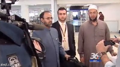 طائرة أمريكية تنزل عالما دين بسبب زيهما الإسلامي