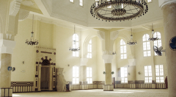 دراسات تستعرض دور فناء المسجد في توفير الطاقة الكهربائية