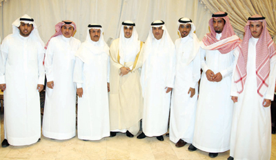 أسرتا التميمي والشريوفي تحتفلان بزواج سعود