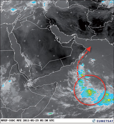 حرارة مرتفعة على الوسطى والغربية .. ومنخفض مداري قد يتحول إلى عاصفة في بحر العرب