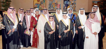 مدارس المملكة تحتفل بتخريج 138 طالبا ضمن المسار السعودي والدبلوم الأمريكي