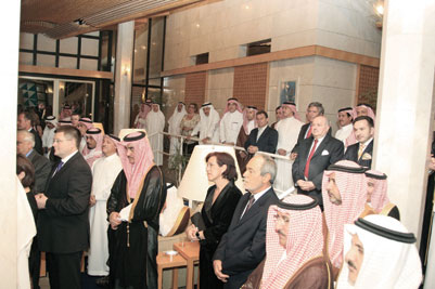 الرئيس الفرنسي يمنح كامل المنجّد وسام «جوقة الشرف» لجهوده في تنمية العلاقات التجارية