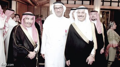 الرئيس الفرنسي يمنح كامل المنجّد وسام «جوقة الشرف» لجهوده في تنمية العلاقات التجارية