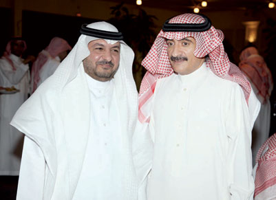 سليمان الحمد يحتفل بزفاف كريمته إلى سعود العتيقي