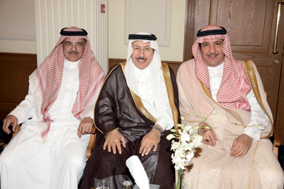 سليمان الحمد يحتفل بزفاف كريمته إلى سعود العتيقي