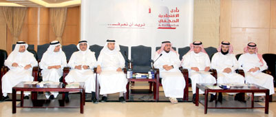 الزكاة والدخل: أغلبية مكلفينا بقالة وحلاق.. والإيرادات تعكس الاقتصاد