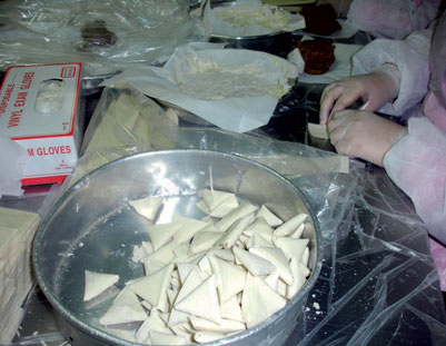 غياب المحفزات وعدم وجود أقسام خاصة يعطلان الاستثمارات الصناعية للسيدات