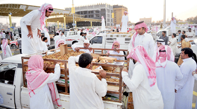 بريدة تطلق مهرجان التمور بتنظيمات جديدة وبوابات إلكترونية