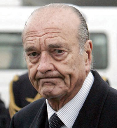 بعد 30 عامًا من الحياة السياسية.. جاك شيراك يفقد الذاكرة