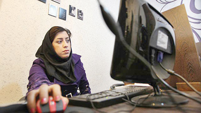 تقرير: 300 ألف مستخدم للإنترنت في إيران تعرضوا للتجسس الشهر الماضي