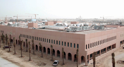 شركة هيف تسابق الزمن وتختزل المراحل في تنفيذ مشاريعها بمهنية عالية