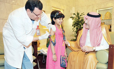 أمير الرياض بالإنابة يدشن «الحملة الوطنية» ضد أمراض الحصبة