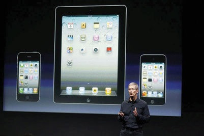 قفزة تقنية هائلة رغم الانتقادات .. «آي فون» الجديد بـ «مساعد شخصي»