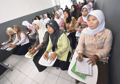 مسؤول لـ "الاقتصادية" : تكاليف الاستقدام ستنخفض 40 % مع بدء نشاط الشركات الجديدة