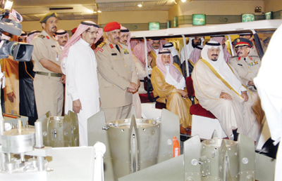 ما المشاريع الاقتصادية التي كان يعتز بها سلطان؟