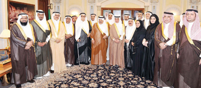 ولي العهد .. يد لأمن الوطن وأخرى لهموم المواطن الاقتصادية