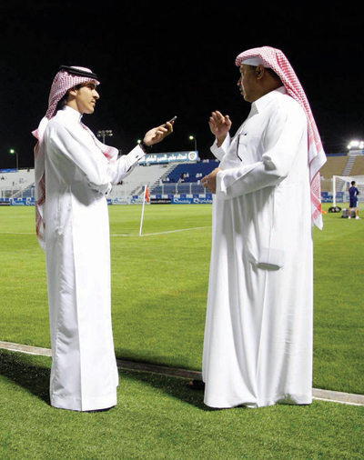 ملعب الهلال .. الأرض عدلت بالليزر والعشبة عولجت في مشتل