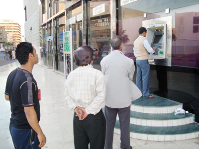 مختصون لـ"الاقتصادية" : لا خوف على البنوك السعودية من الشريك الأجنبي