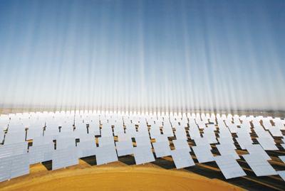 مستشار وزير البترول لـ "الاقتصادية" : تنامي الطلب العالمي على النفط يوجب علينا تنويع مصادر الطاقة