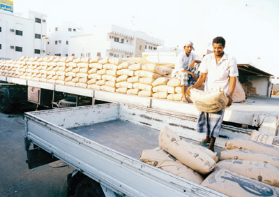 شركات الأسمنت: نعمل بطاقتنا ولا مبرر لرفع الأسعار