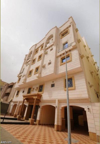 تسليم مفتاح أول وحدة سكنية بديلة لمشروع تطوير حي الرويس في جدة