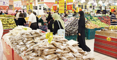 قطاع التجزئة 90 % بيد العمالة الوافدة والفرص الاستثمارية أمام الشباب