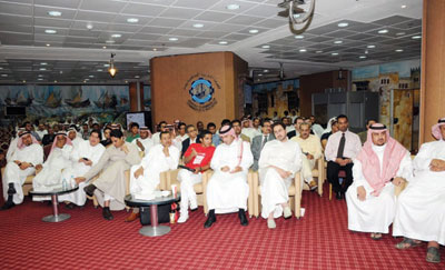 خبراء: «فيسبوك» و«تويتر» قادران على إنقاذ المنشآت الصغيرة وشباب الأعمال من الفشل