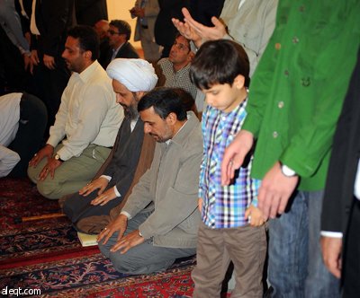 الرئيس الإيراني يزور المسجد النبوي الشريف