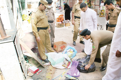 «الألعاب النارية» تباع على المكشوف رغم جهود الجهات الرقابية