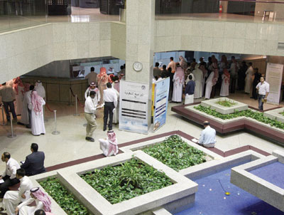 شبح الهزيمة يجبر«شيوخ» غرفة الرياض  على الإنسحاب من الانتخابات