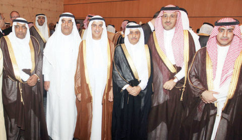 مركز المعارض يزدحم برجال أعمال الرياض للمرة الأولى