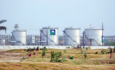 20 شركة عالمية تتقدم لـ«أرامكو» لبناء مصفاة جازان