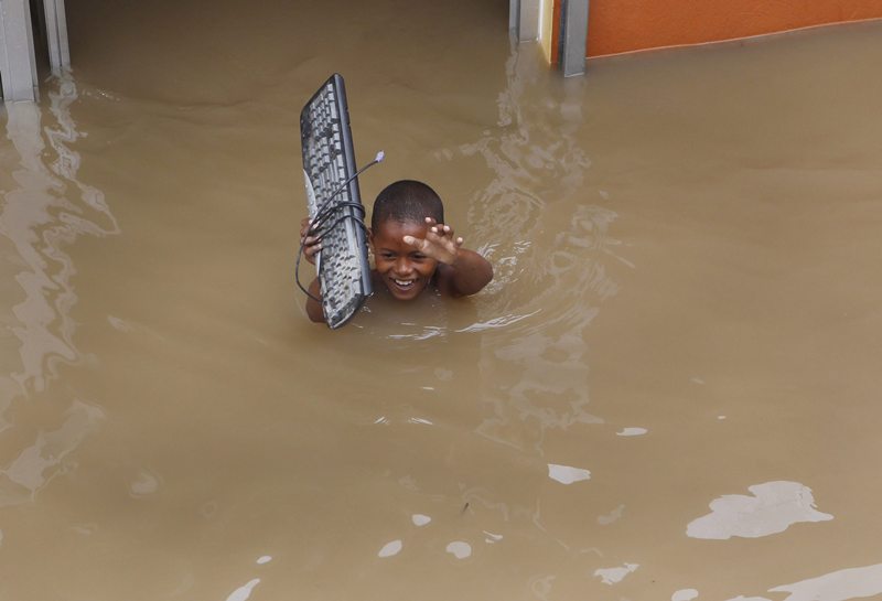 ارتفاع حصيلة قتلى العاصفة المدارية في الفلبين إلى 24 قتيلا و 9 مفقودين