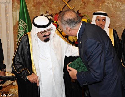 الملك : أطالب الأمم المتحدة بإدانة أي دولة أو مجموعة تتعرض للأديان السماوية والأنبياء