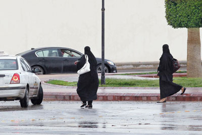 أمطار الرياض: حوادث ورحلات للبر
