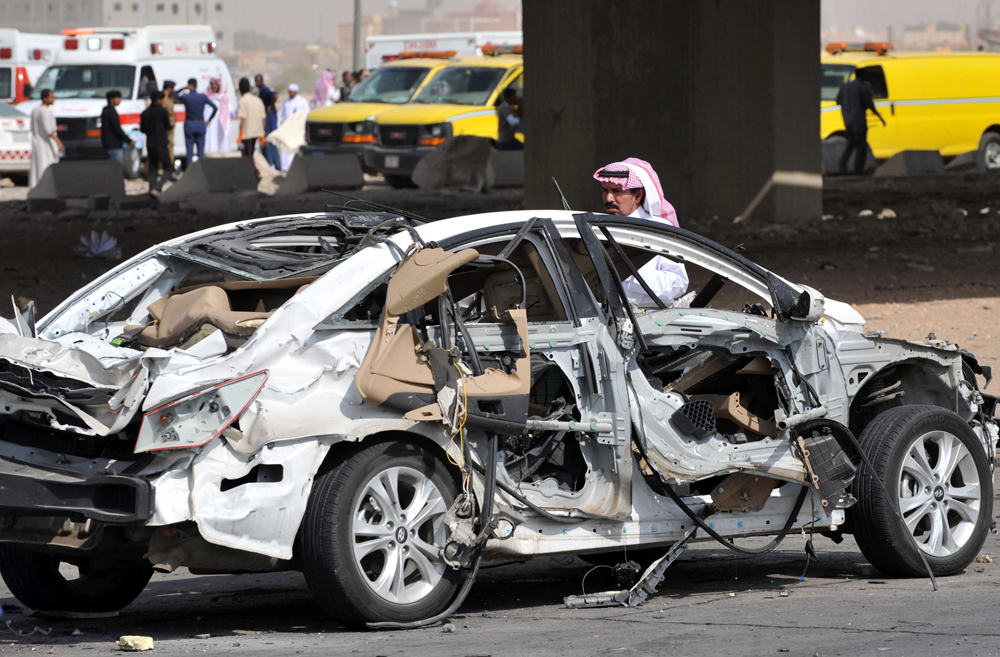 قصة مصورة.. انفجار شاحنة الغاز في الرياض بعدسات وكالات الأنباء