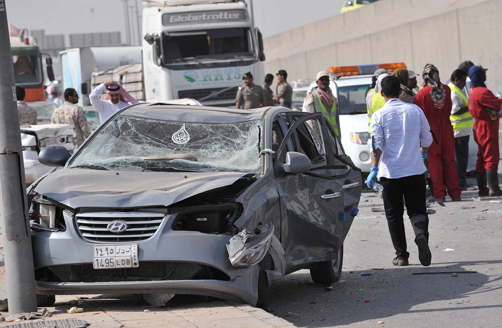 قصة مصورة.. انفجار شاحنة الغاز في الرياض بعدسات وكالات الأنباء