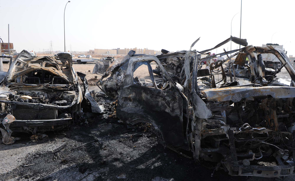 قصة مصورة.. انفجار شاحنة الغاز في الرياض بعدسات وكالات الأنباء