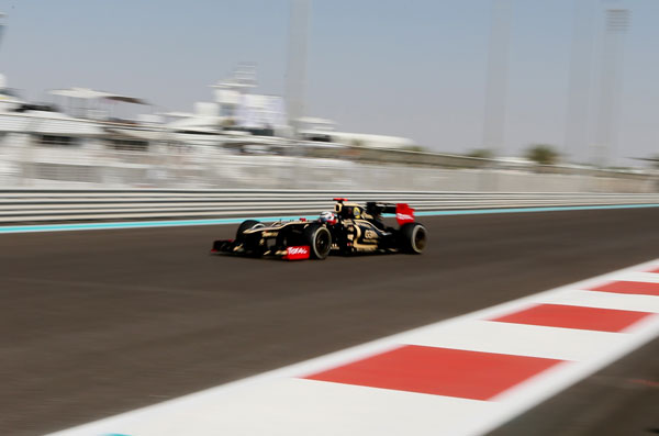 قصة مصورة: هاميلتون الأسرع في التجارب الأولى لسباق أبوظبي