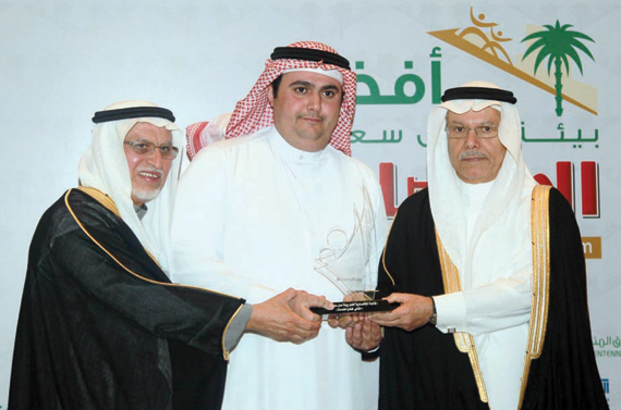 الجائزة تحفز القطاع الخاص للنهوض بجميع قطاعاته