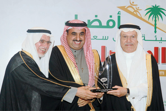 الجائزة تحفز القطاع الخاص للنهوض بجميع قطاعاته