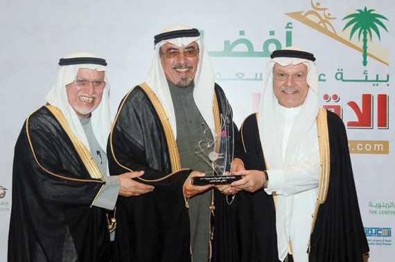 الجائزة تحفز القطاع الخاص للنهوض بجميع قطاعاته