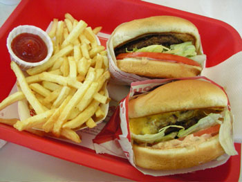 دراسة علمية حديثة تؤكد تأثير الوجبات السريعة على صحة الأطفال