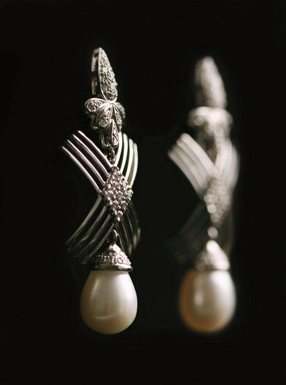 نجلاء من مصممة للمجوهرات إلى مصنعة لها