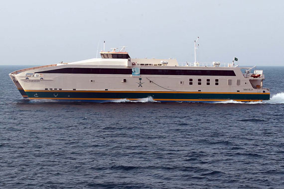 قصة مصورة : رحلة عبر عباراتي فرسان وجازان