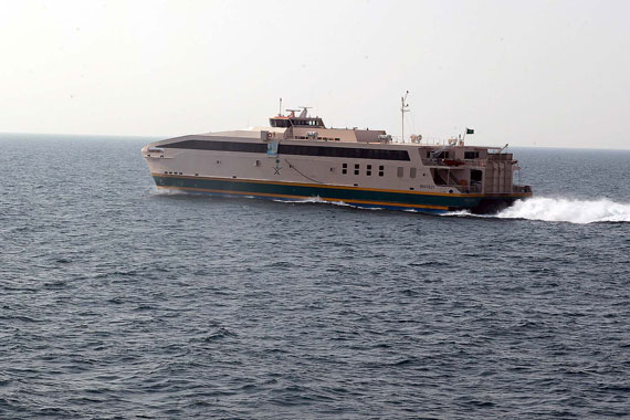 قصة مصورة : رحلة عبر عباراتي فرسان وجازان