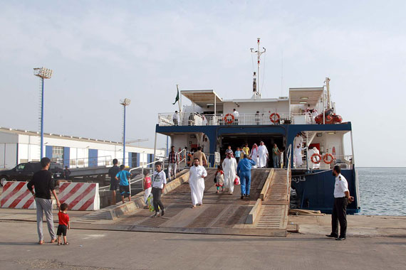 قصة مصورة : رحلة عبر عباراتي فرسان وجازان