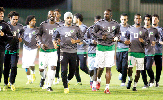 السعودية تعلن تشكيلتها لمواجهة أندونيسيا