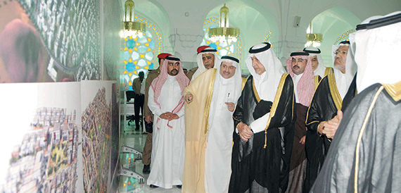 خالد الفيصل : حاقدون يزعمون تغّير ملامح مكة .. سيموتون بغيظهم